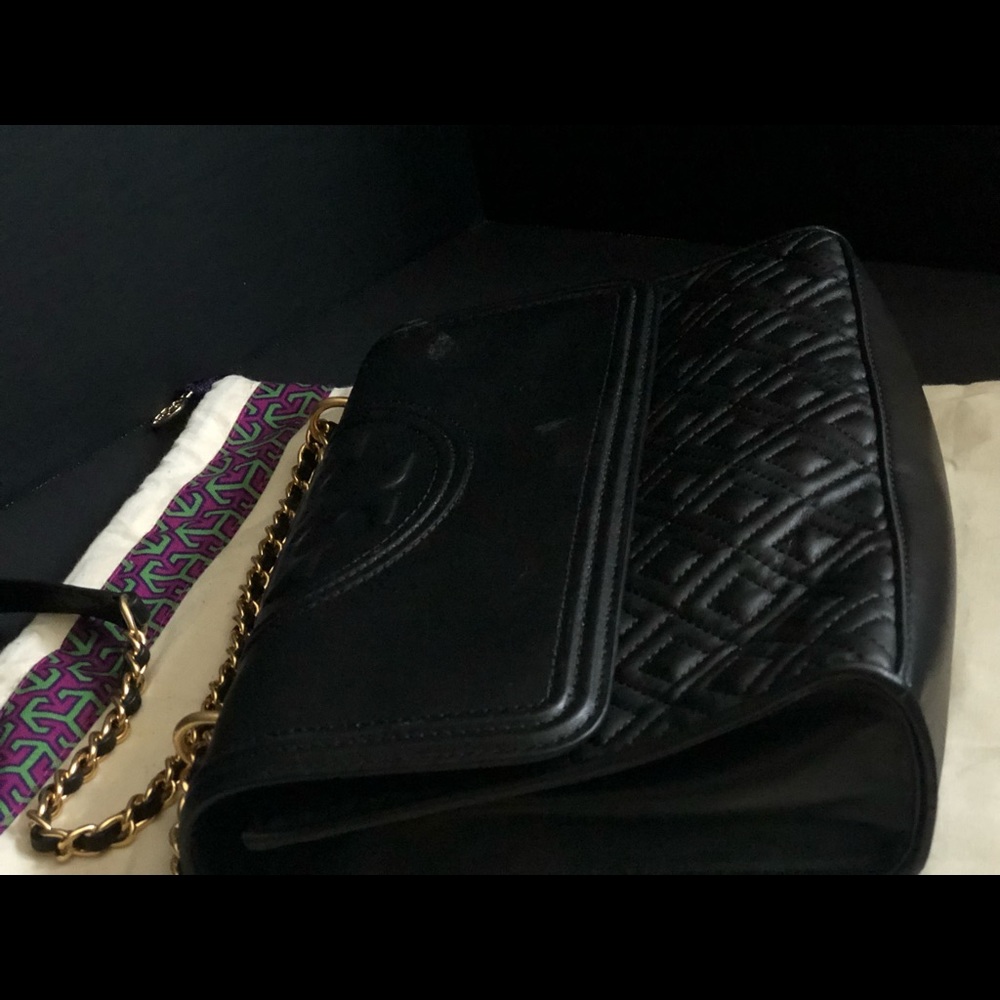 XX SOLD XX Fleming convertible Tory Burch shoulder bag - Picture 4 of 8